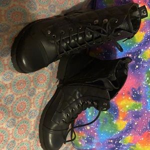 GBG Black women’s boots